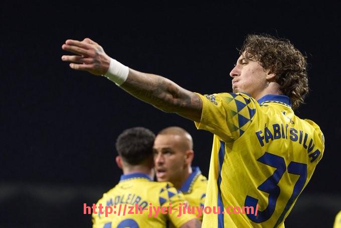 九游jiuyou-上海大鲨鱼是否为CBA球队及相关历史